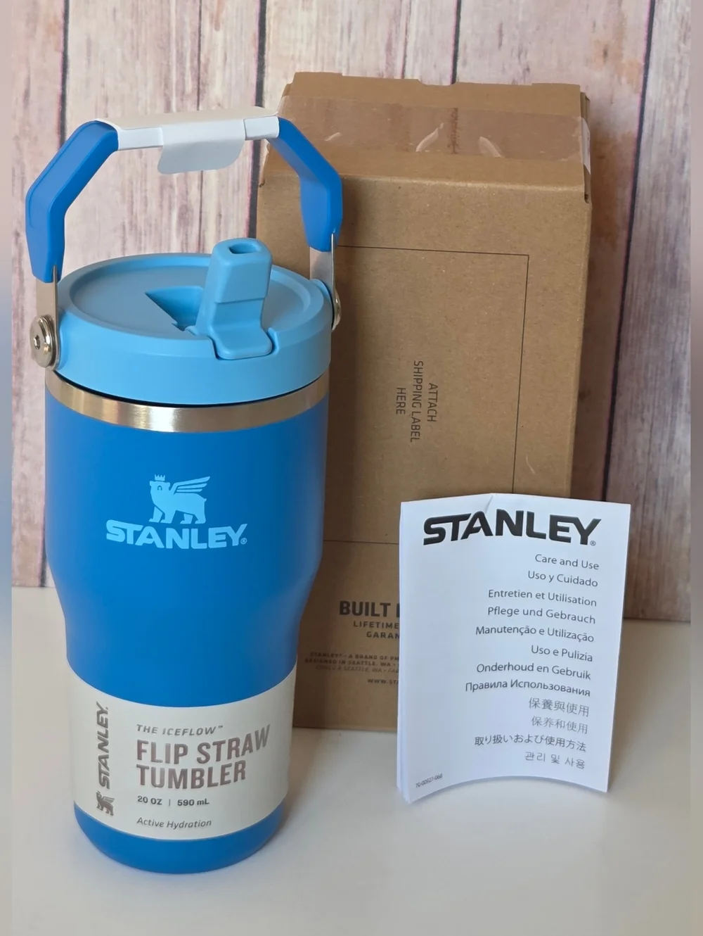 Stanley Blue Flip Straw Tumbler 20oz NIB - Picture 8 of 8